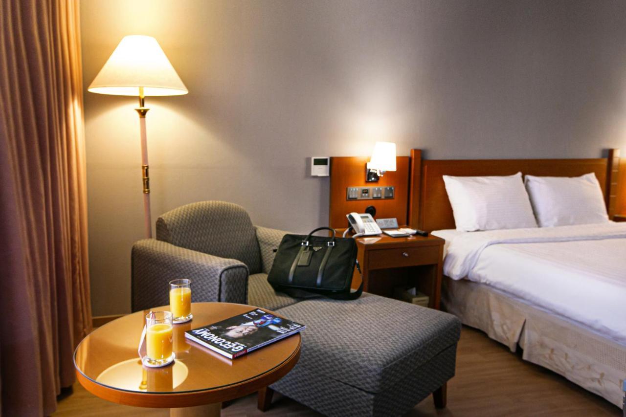 Hotel Paragon Пусан Экстерьер фото